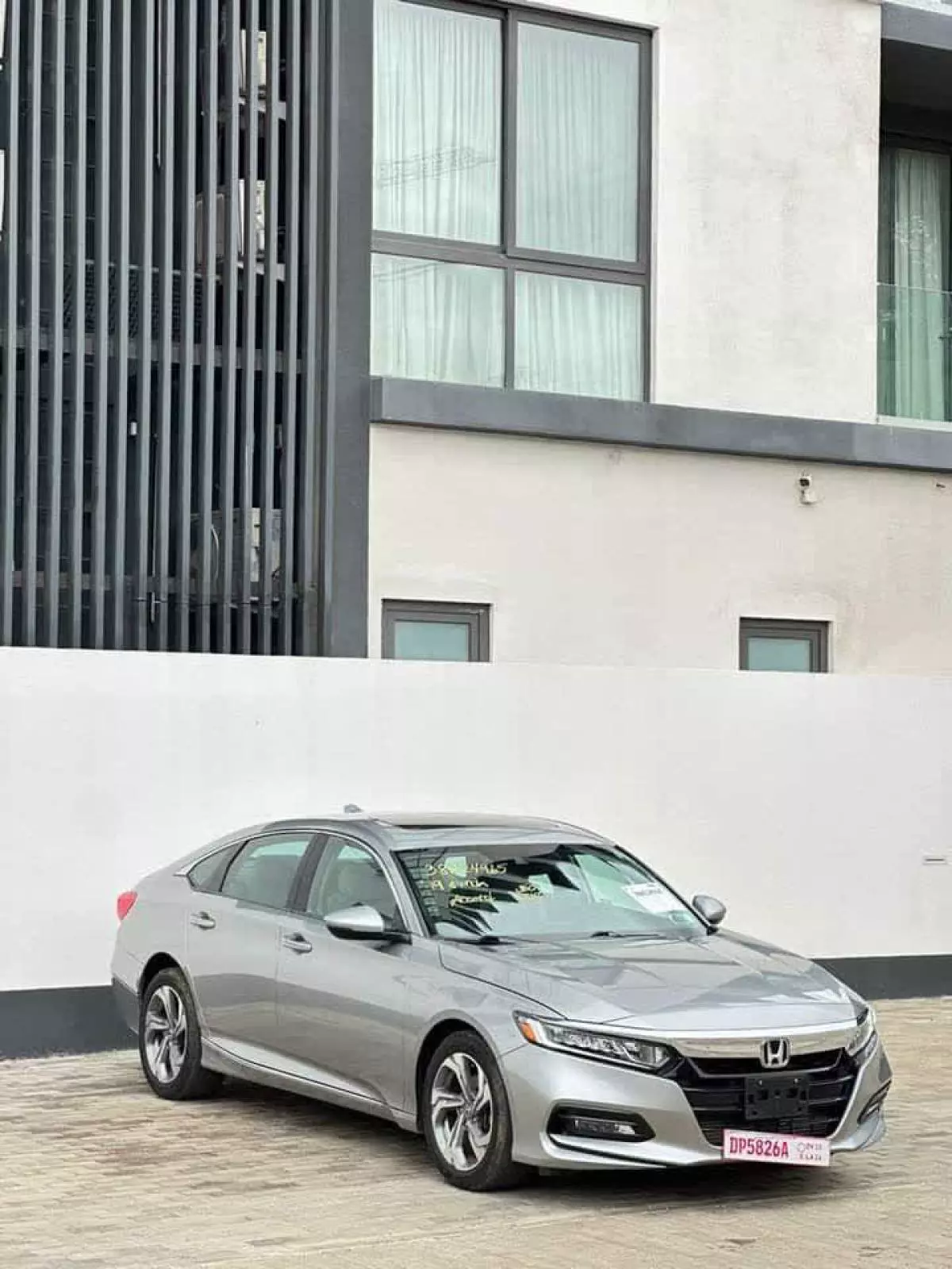 Honda Accord   - 2019