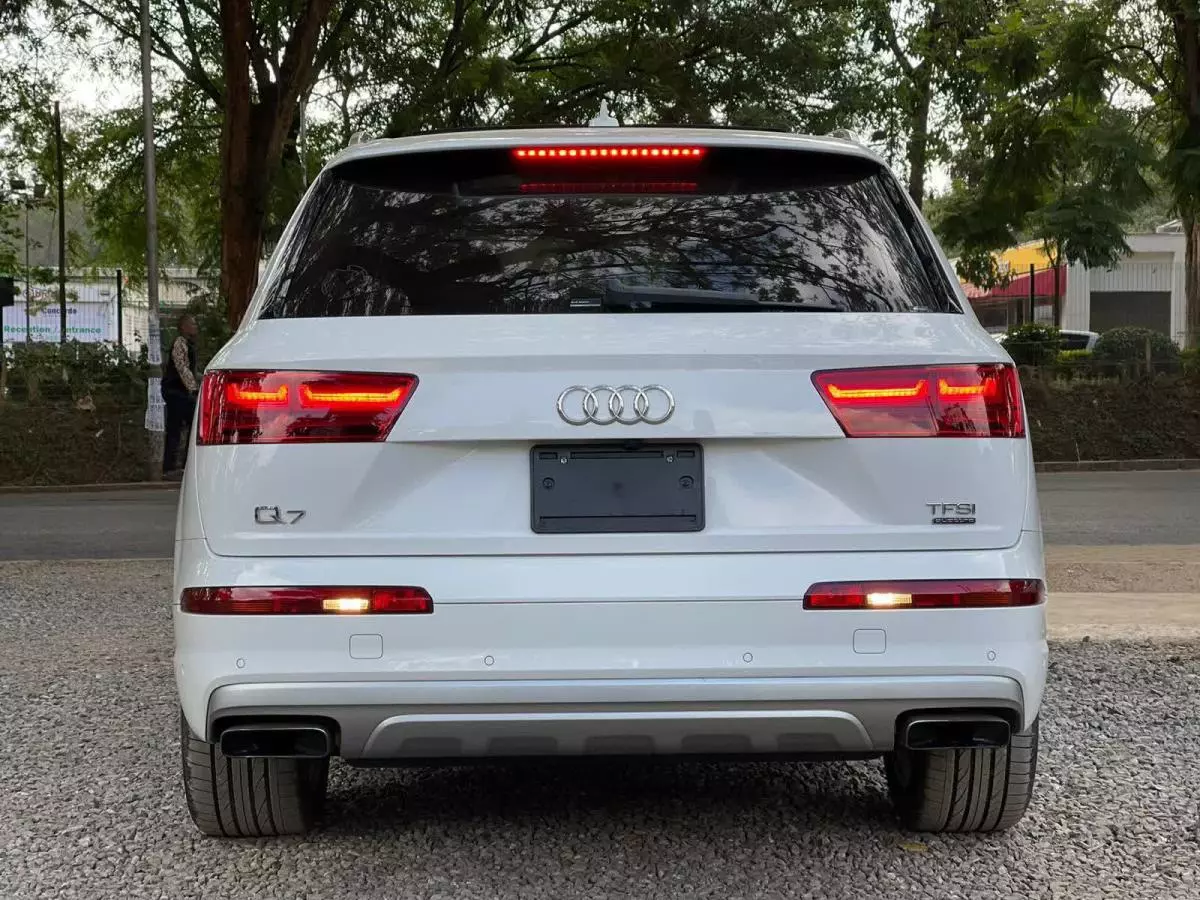 Audi Q7 - 2016