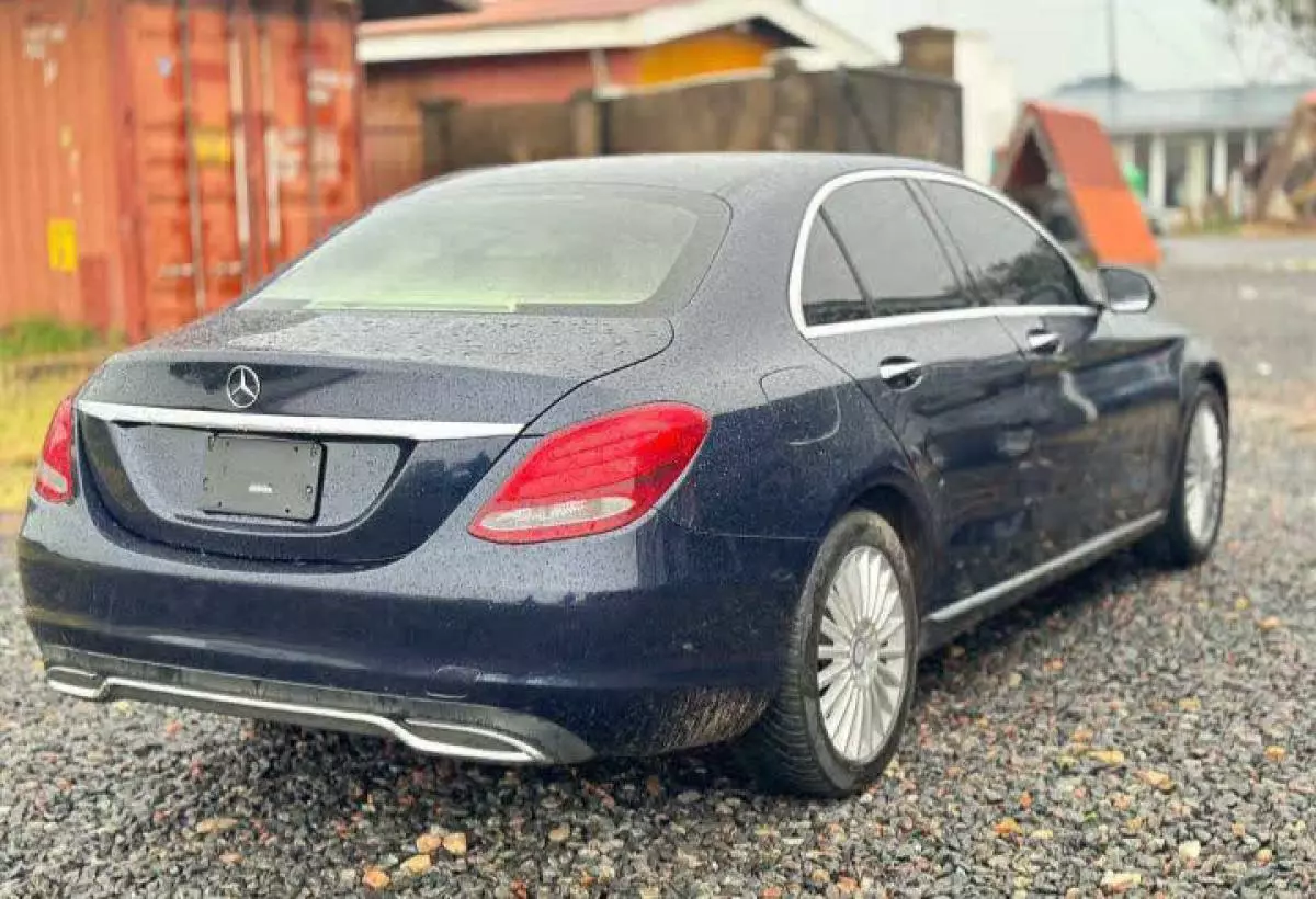 Mercedes-Benz C 300   - 2016