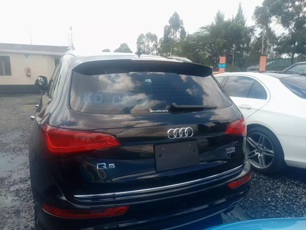 Audi Q5   - 2016