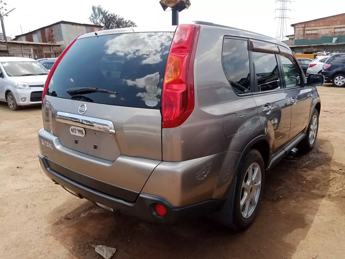 Nissan X-Trail   - 2009