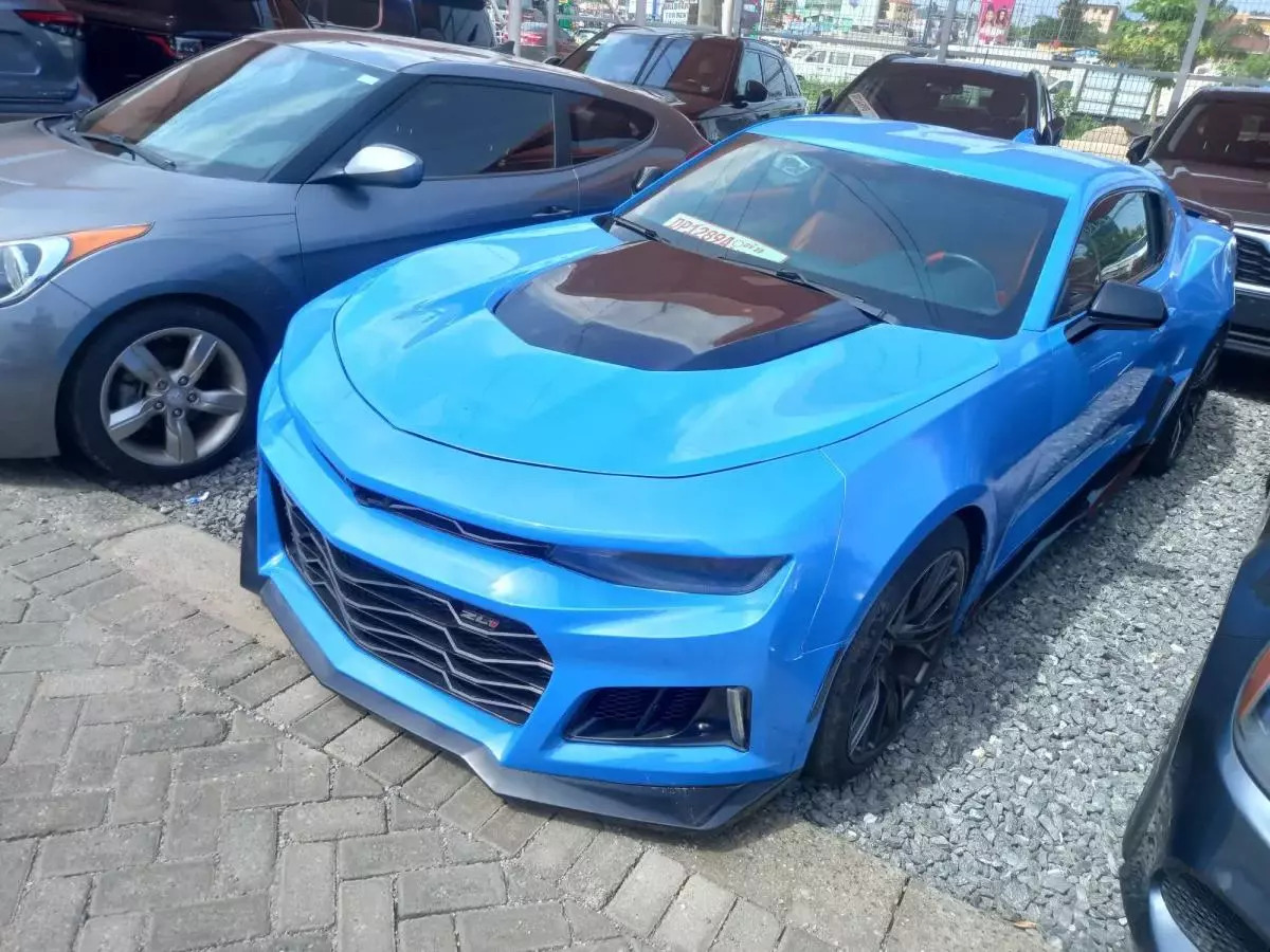 Chevrolet Camaro   - 2016