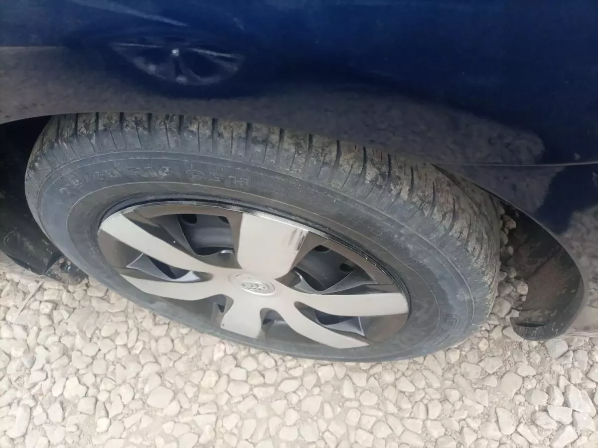 Toyota Camry - 2011