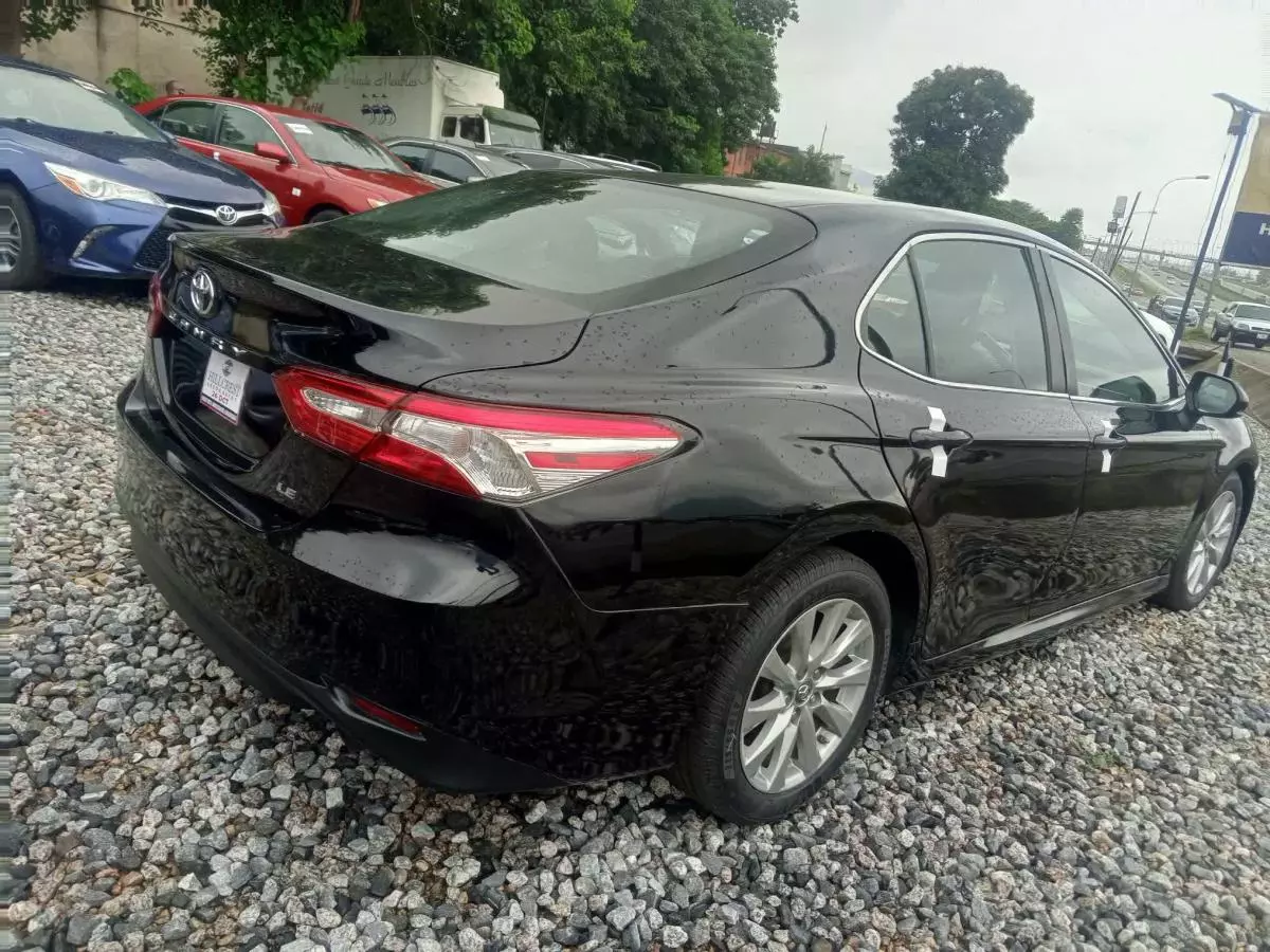 Toyota Camry   - 2019