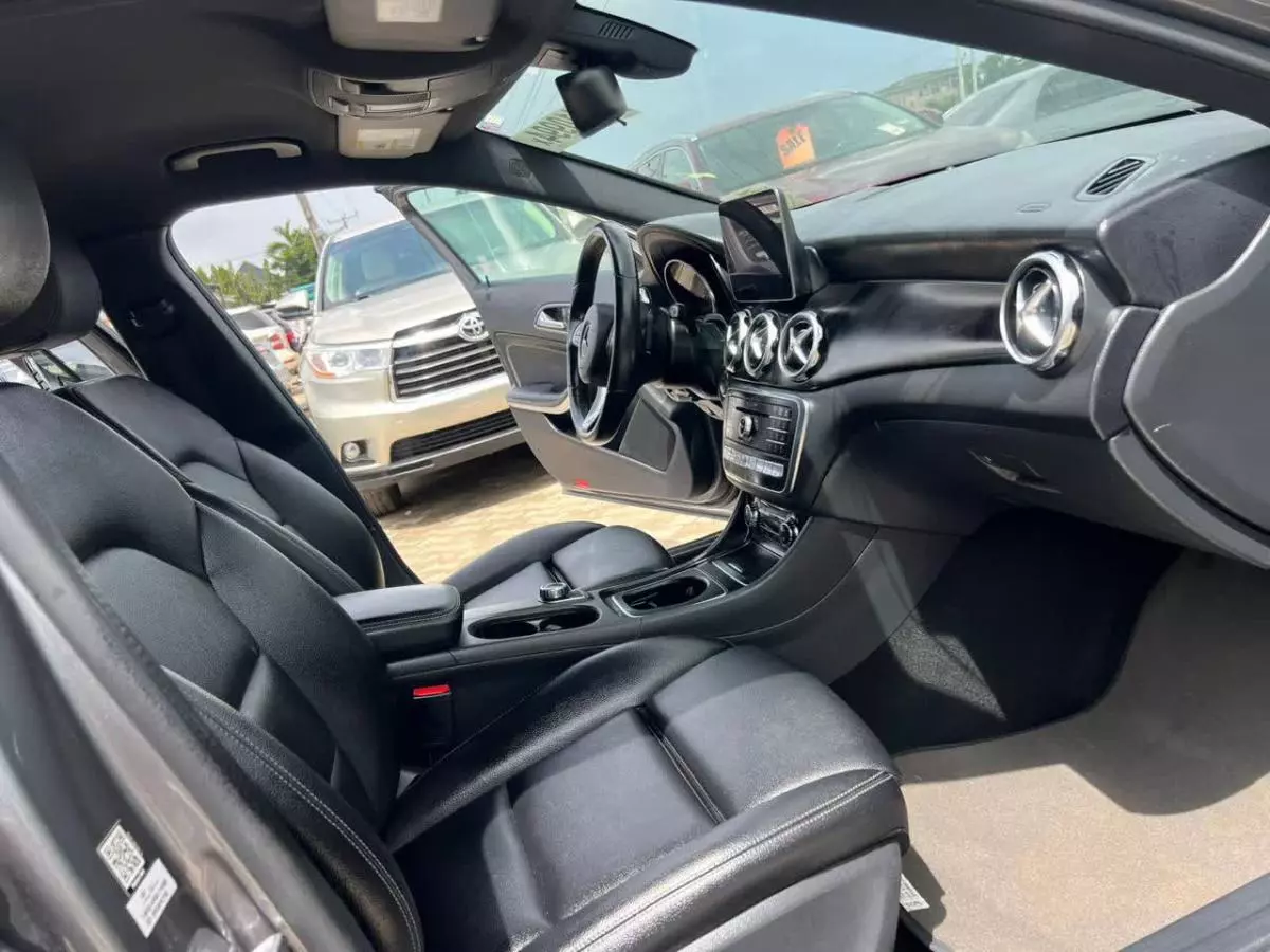 Mercedes-Benz GLA 250   - 2019