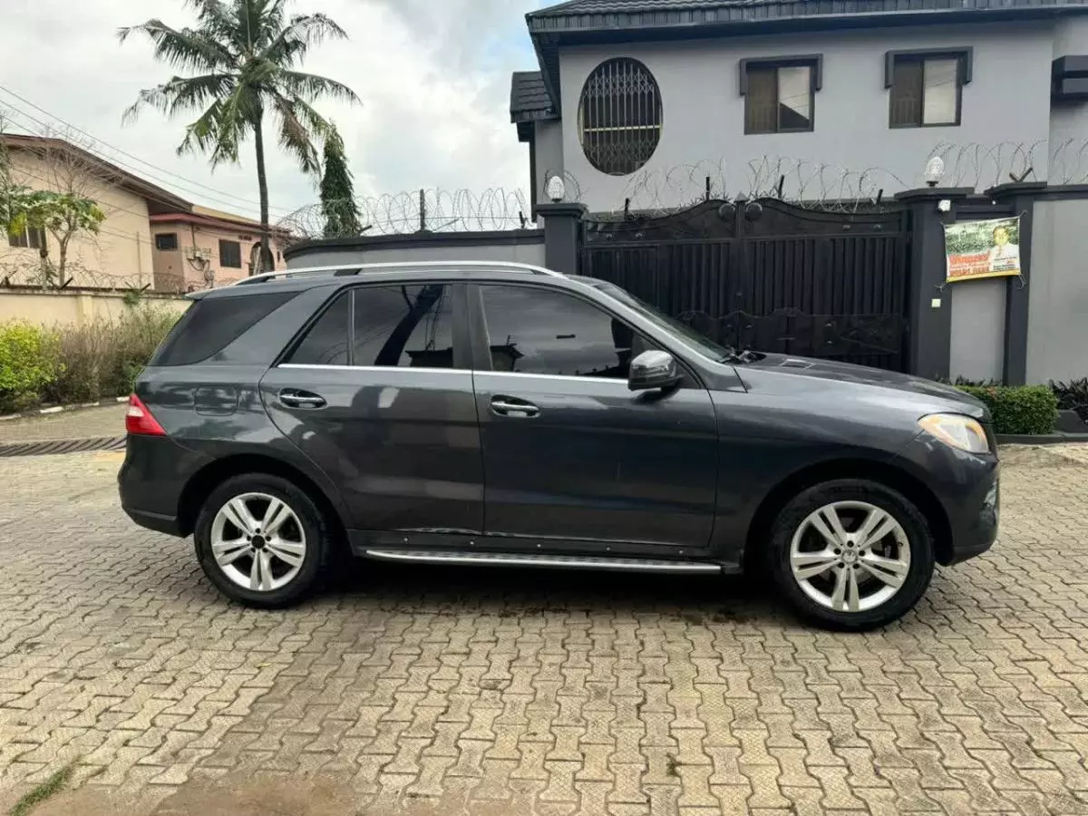 Mercedes-Benz ML 350   - 2013