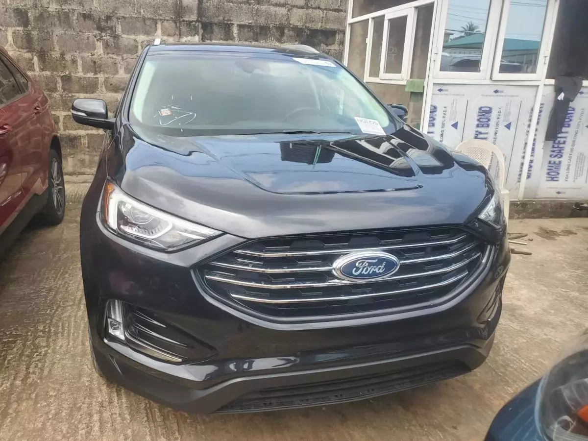 Ford Edge   - 2019