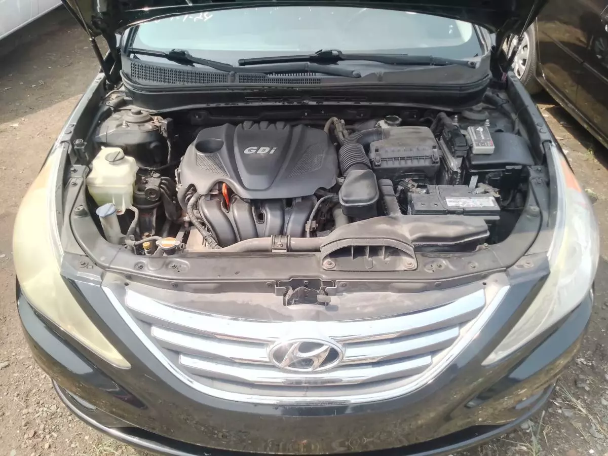 Hyundai SONATA 2,0L BVA GL   - 2012