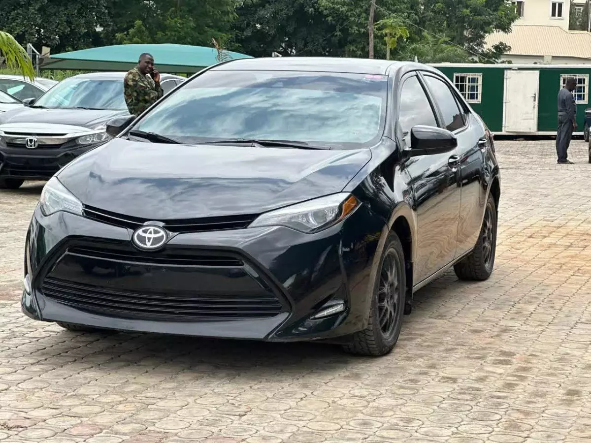 Toyota Corolla   - 2017