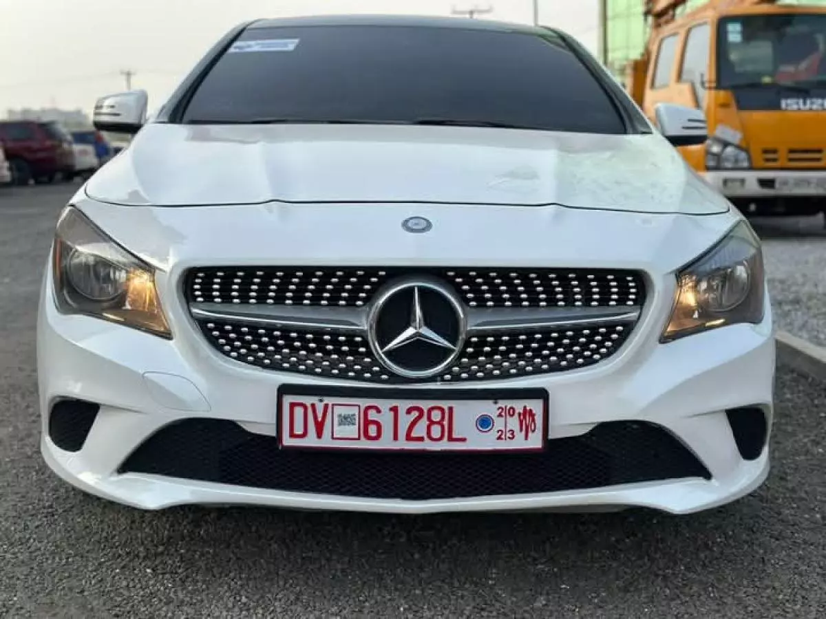 Mercedes-Benz CLA 250   - 2014