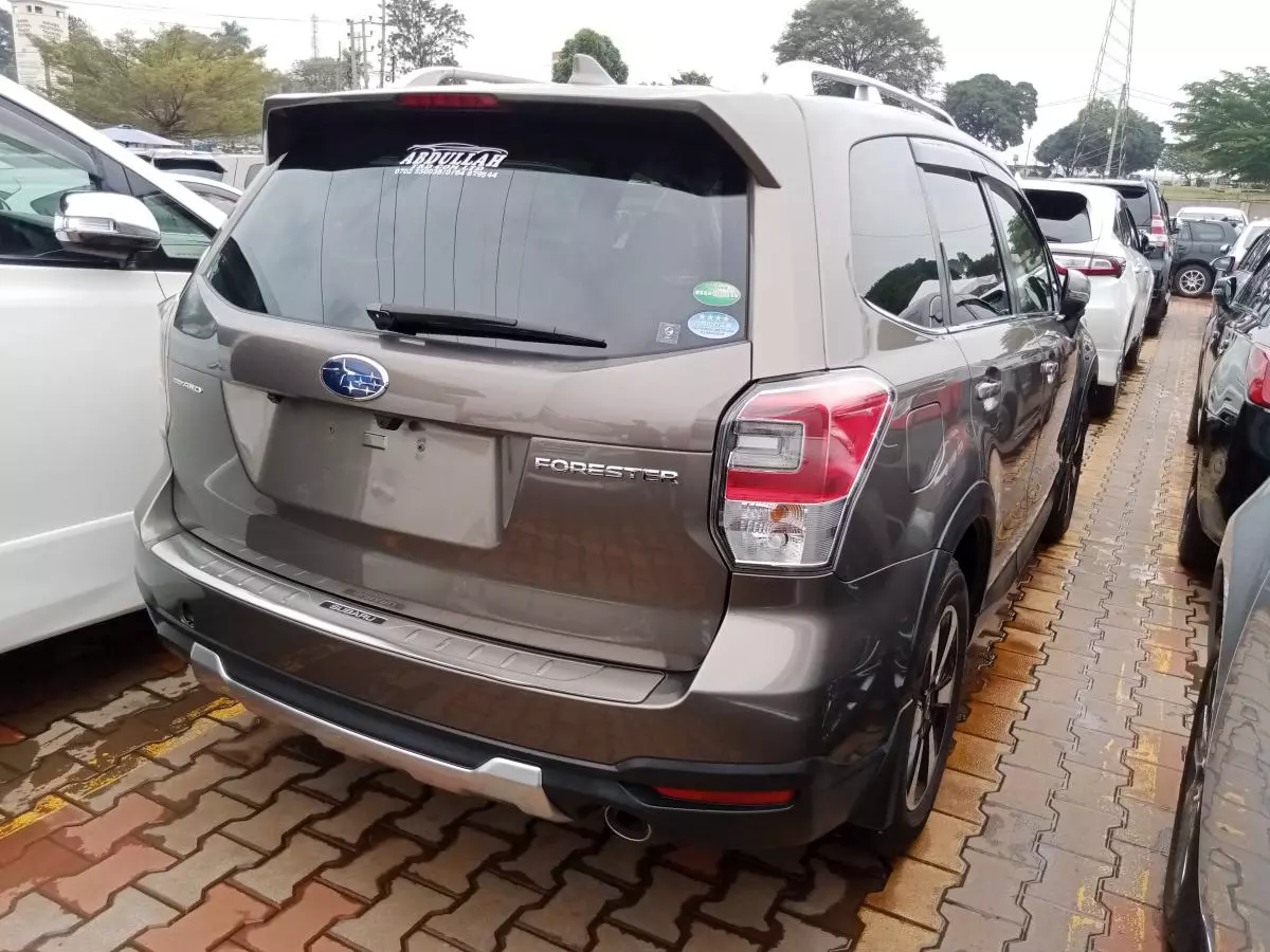 Subaru Forester   - 2015