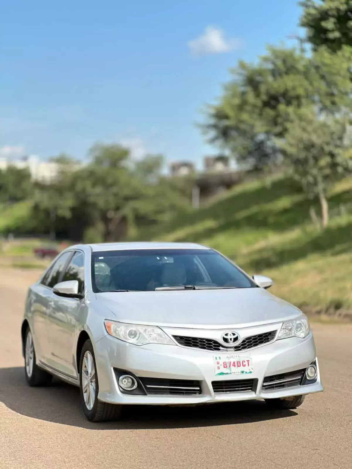 Toyota Camry   - 2013