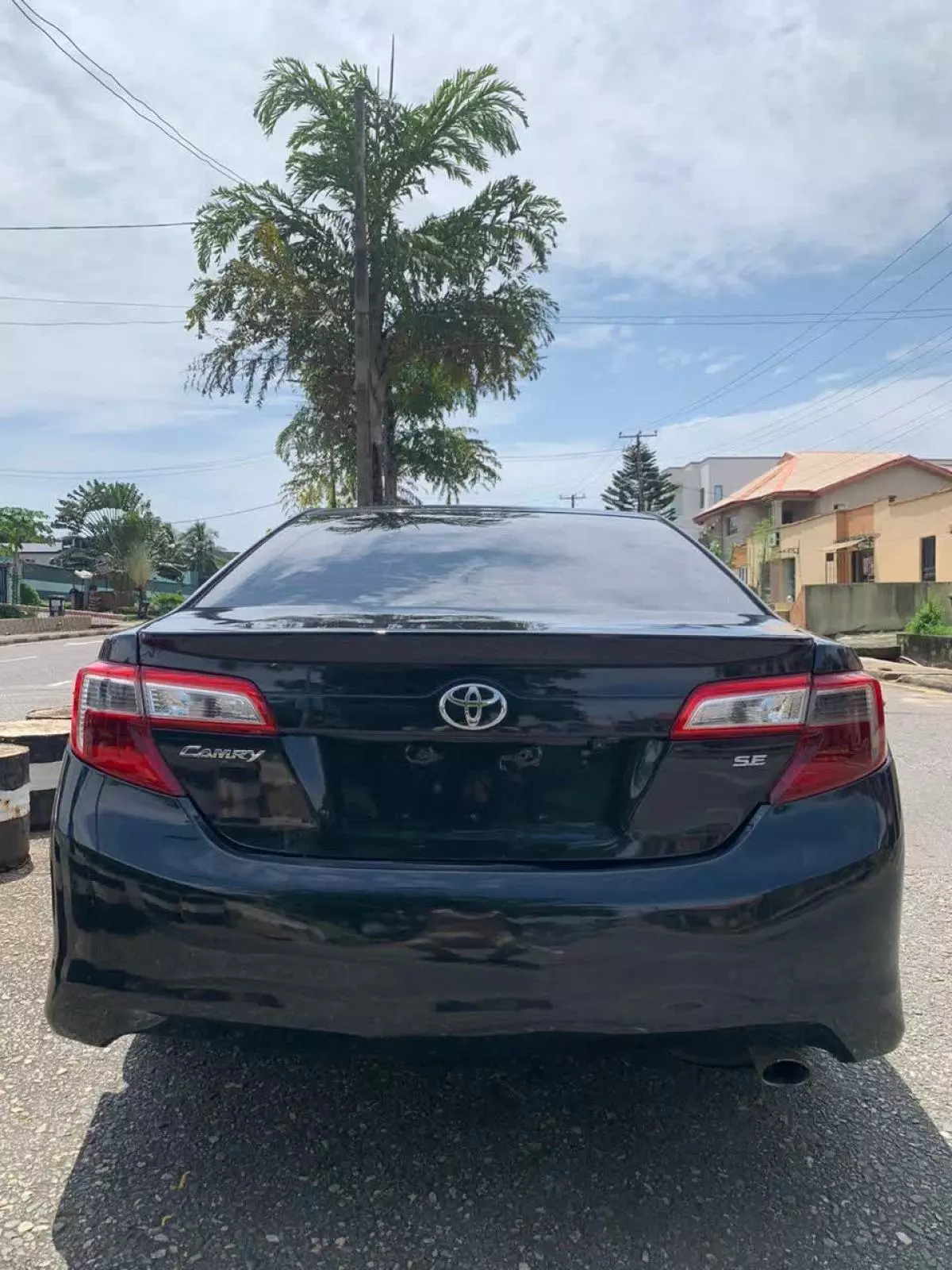 Toyota Camry   - 2013