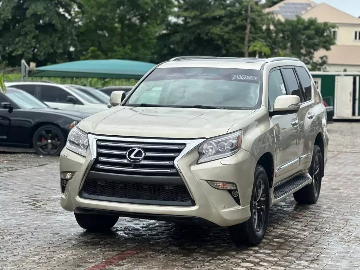 Lexus GX 460   - 2011