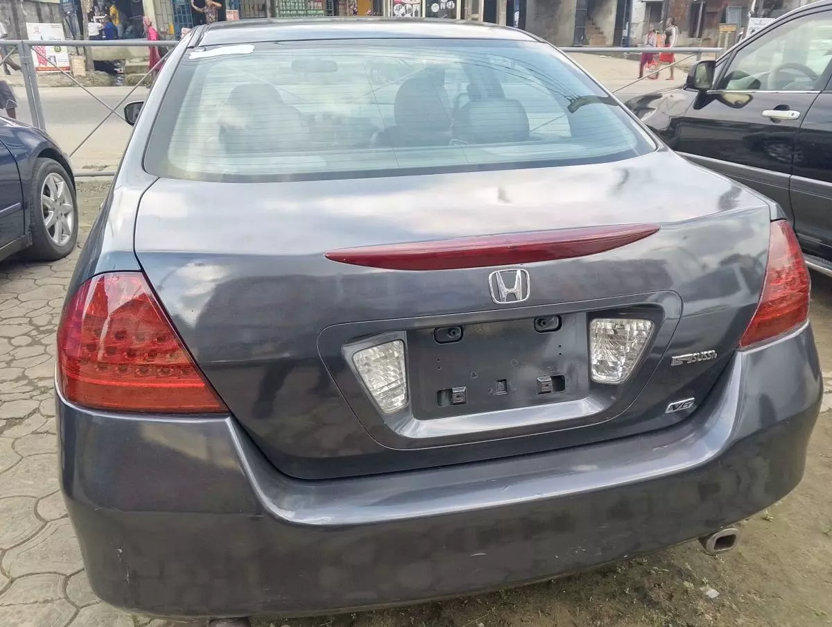 Honda Accord   - 2007