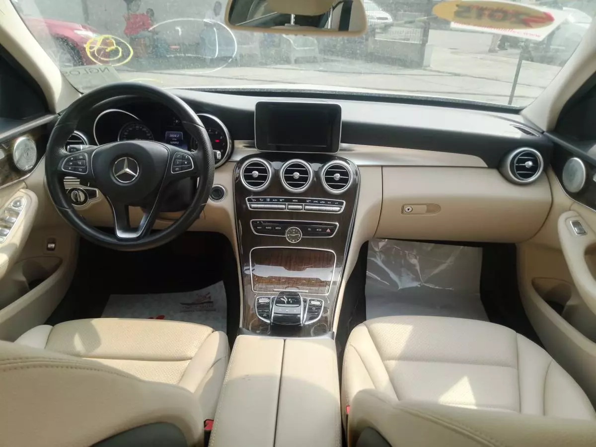 Mercedes-Benz C 300   - 2015