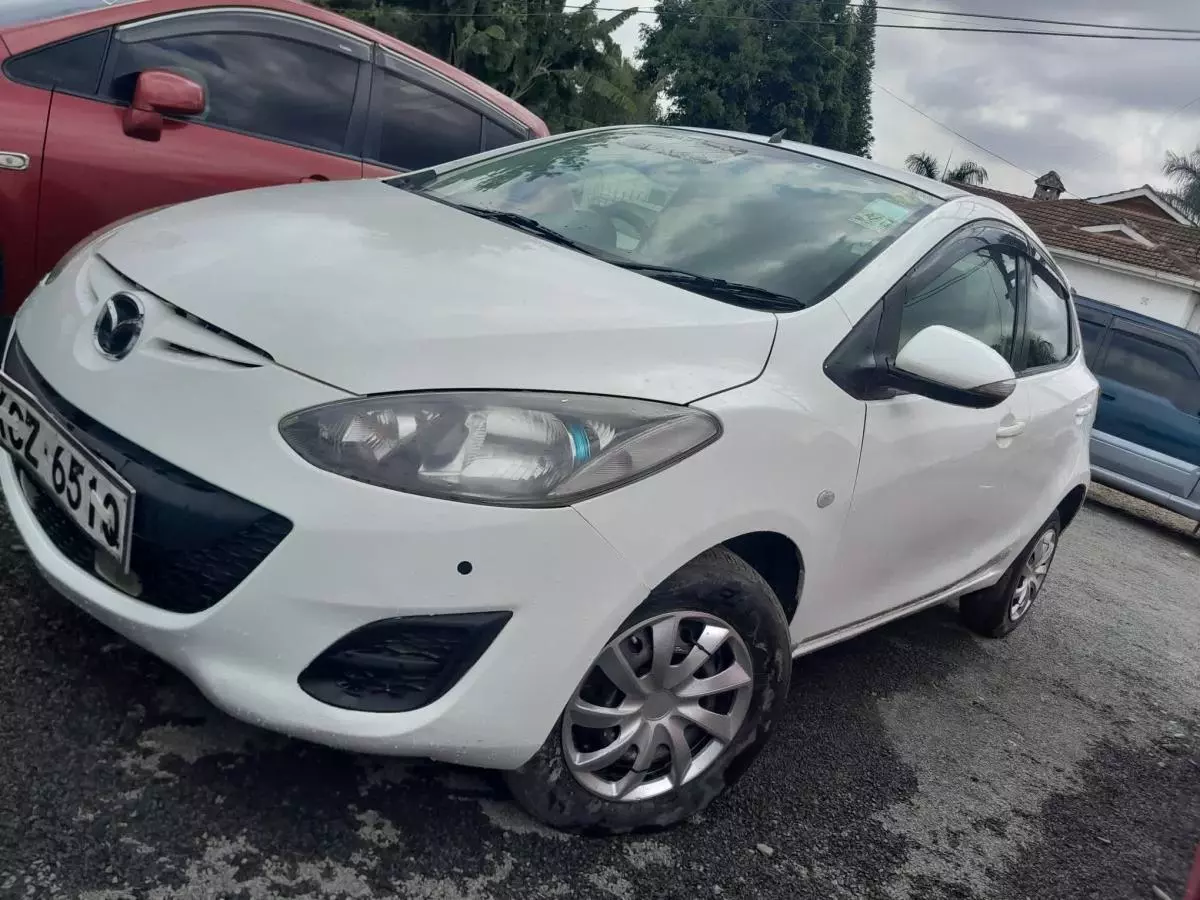 Mazda Demio - 2013