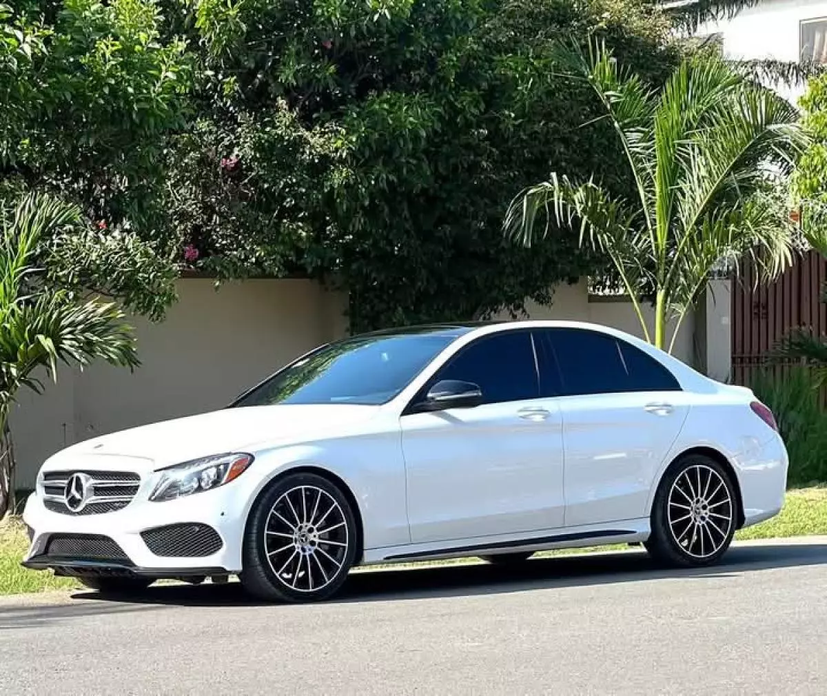 Mercedes-Benz C 300   - 2018