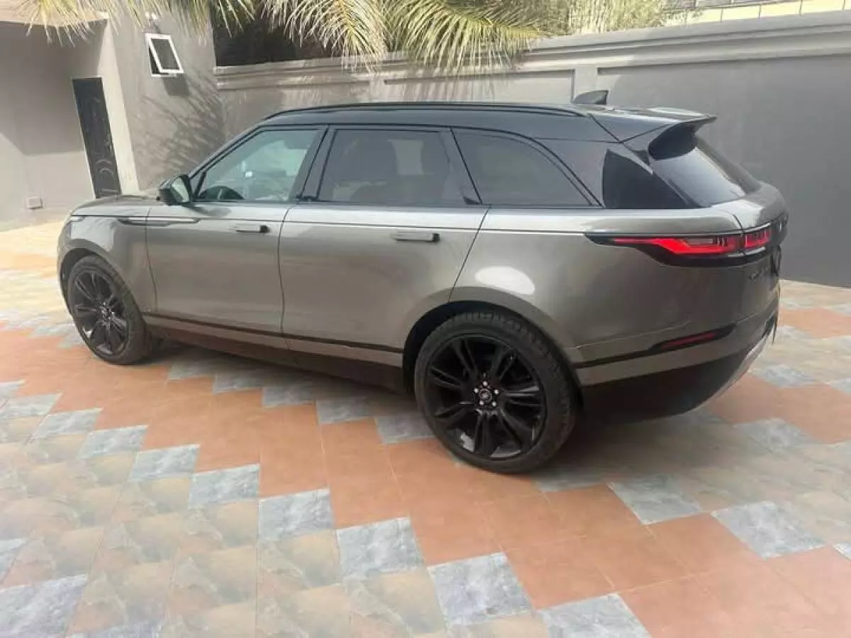 Land Rover Range Rover Velar   - 2019