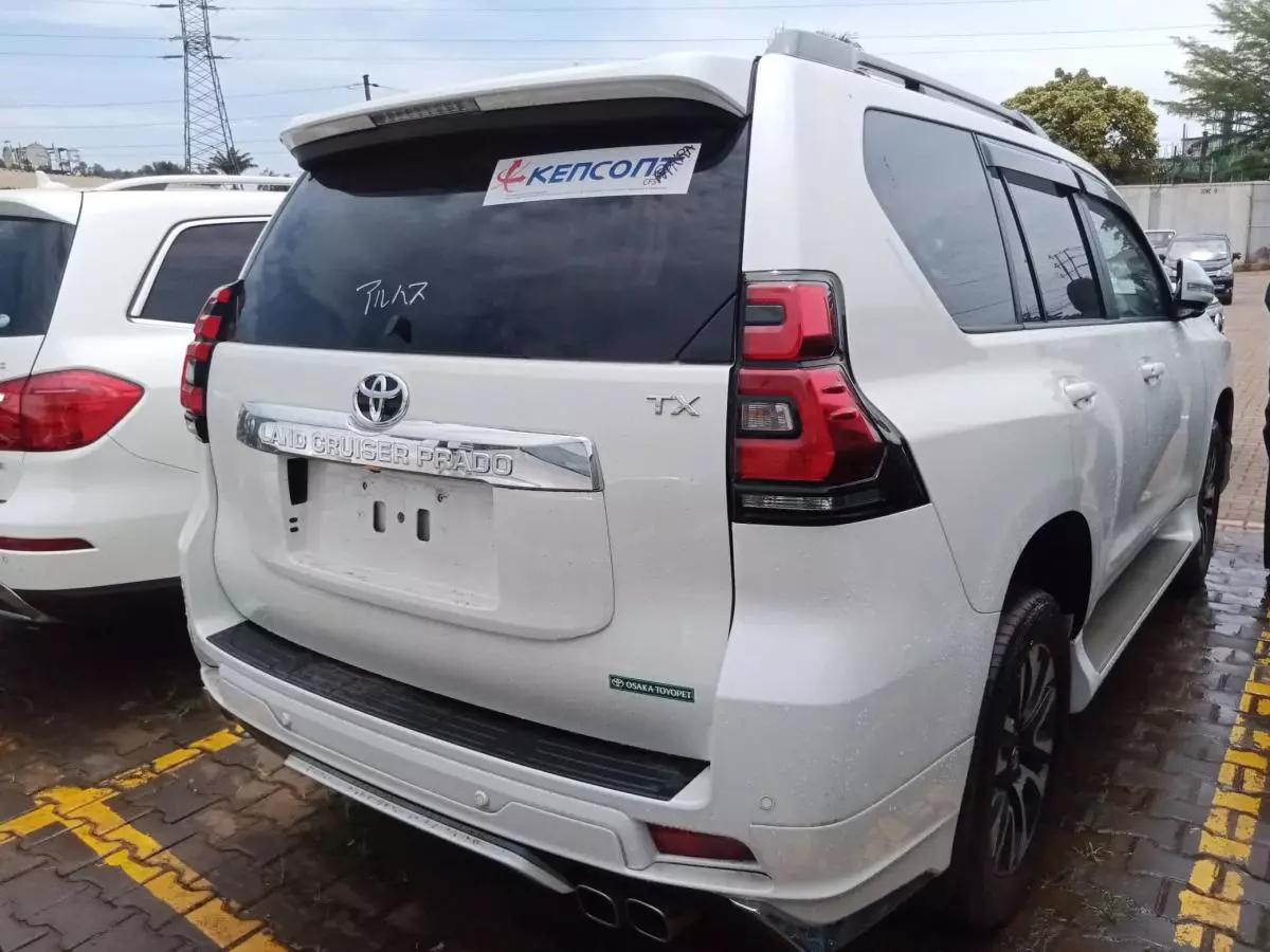 Toyota Landcruiser Prado   - 2019