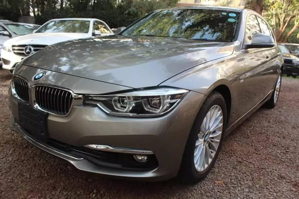 BMW 320 - 2016