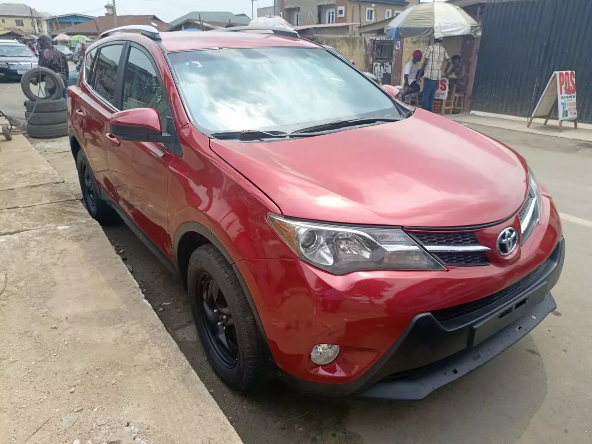 Toyota RAV 4   - 2013