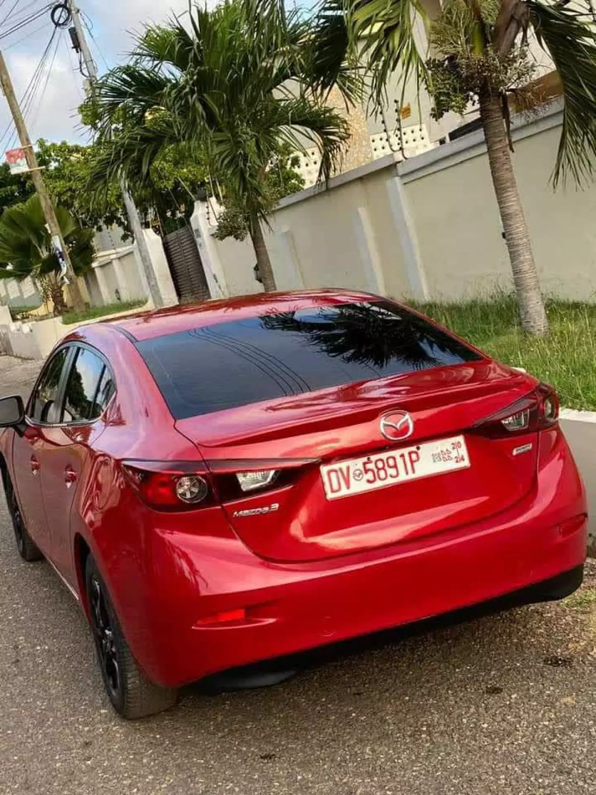 Mazda 3   - 2015