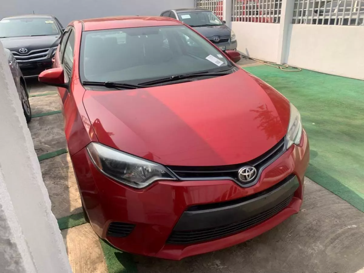 Toyota Corolla   - 2015