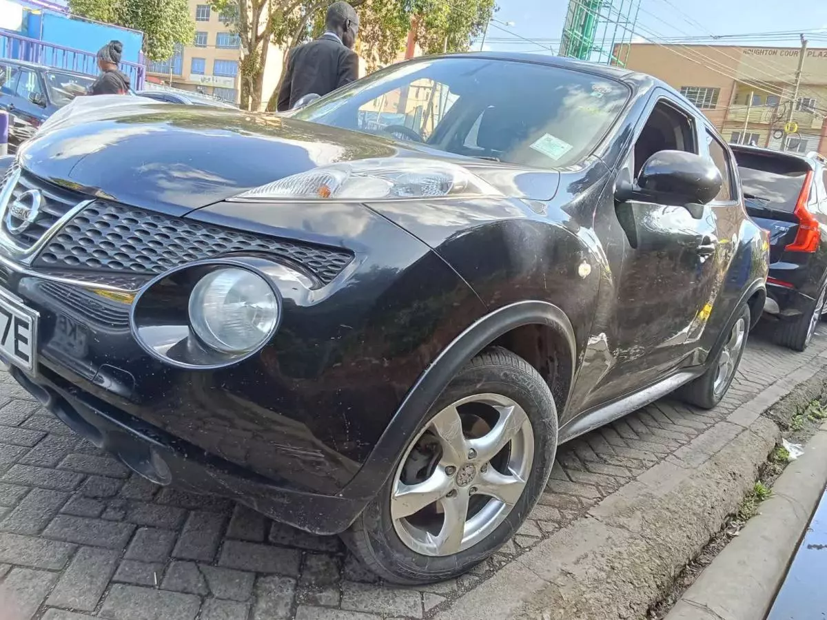 Nissan Juke   - 2014