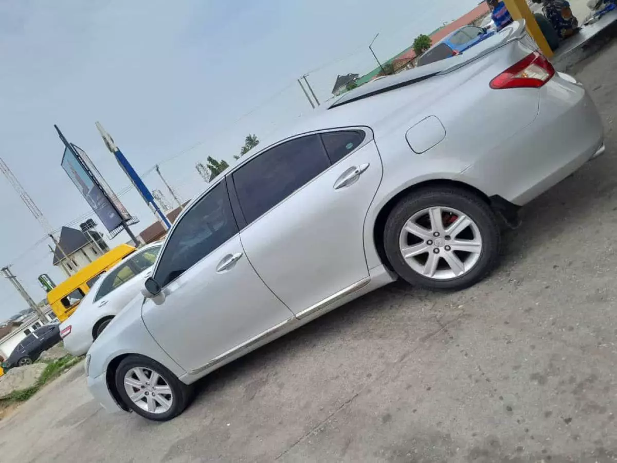 Lexus ES 350   - 2009