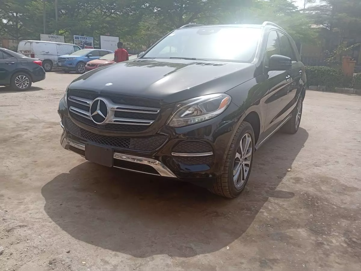 Mercedes-Benz GLE 350   - 2016