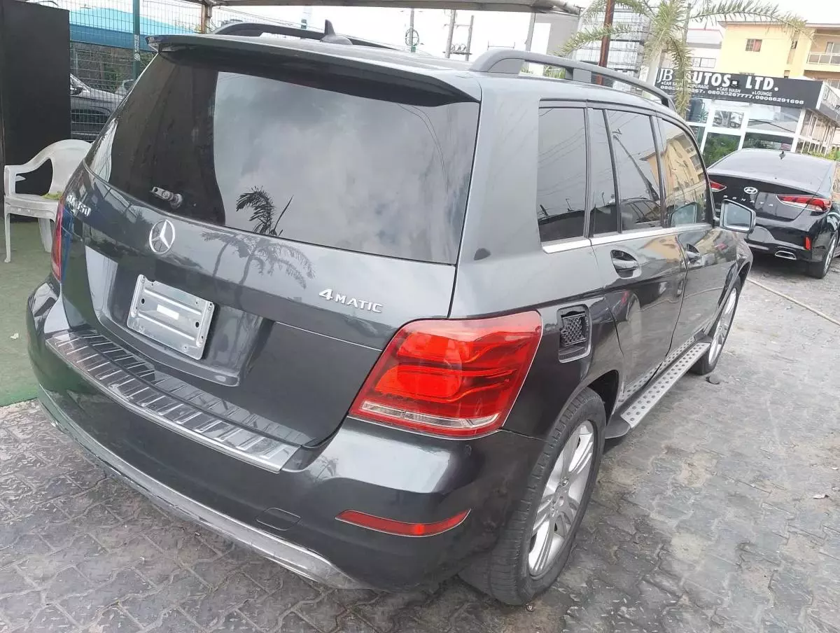 Mercedes-Benz GLK 350   - 2014