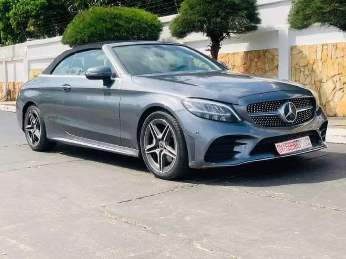 Mercedes-Benz C 300   - 2020