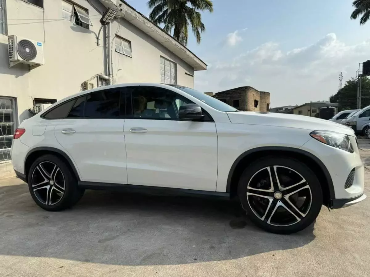 Mercedes-Benz GLE 450   - 2017