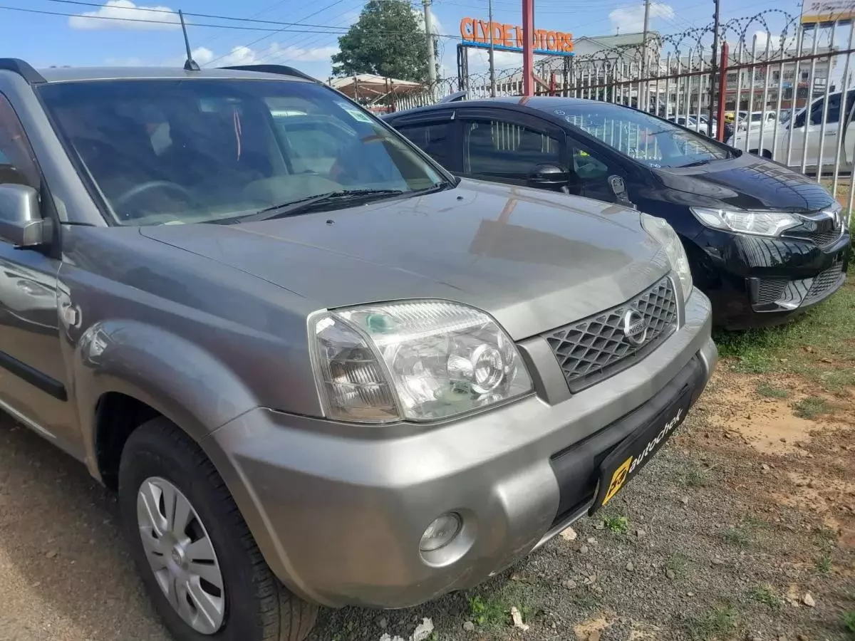 Nissan X-Trail   - 2006