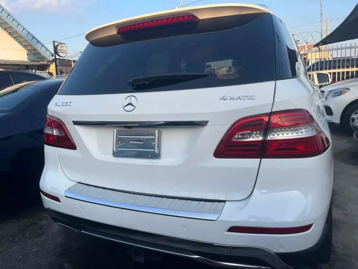 Mercedes-Benz ML 350   - 2014