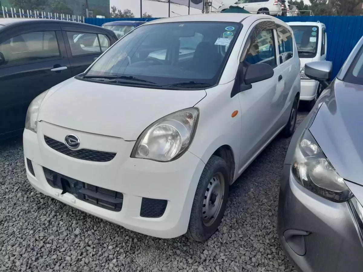 Daihatsu Mira  - 2016