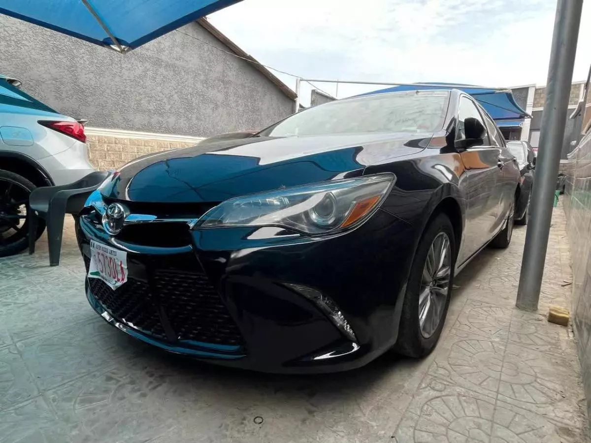 Toyota Camry   - 2015