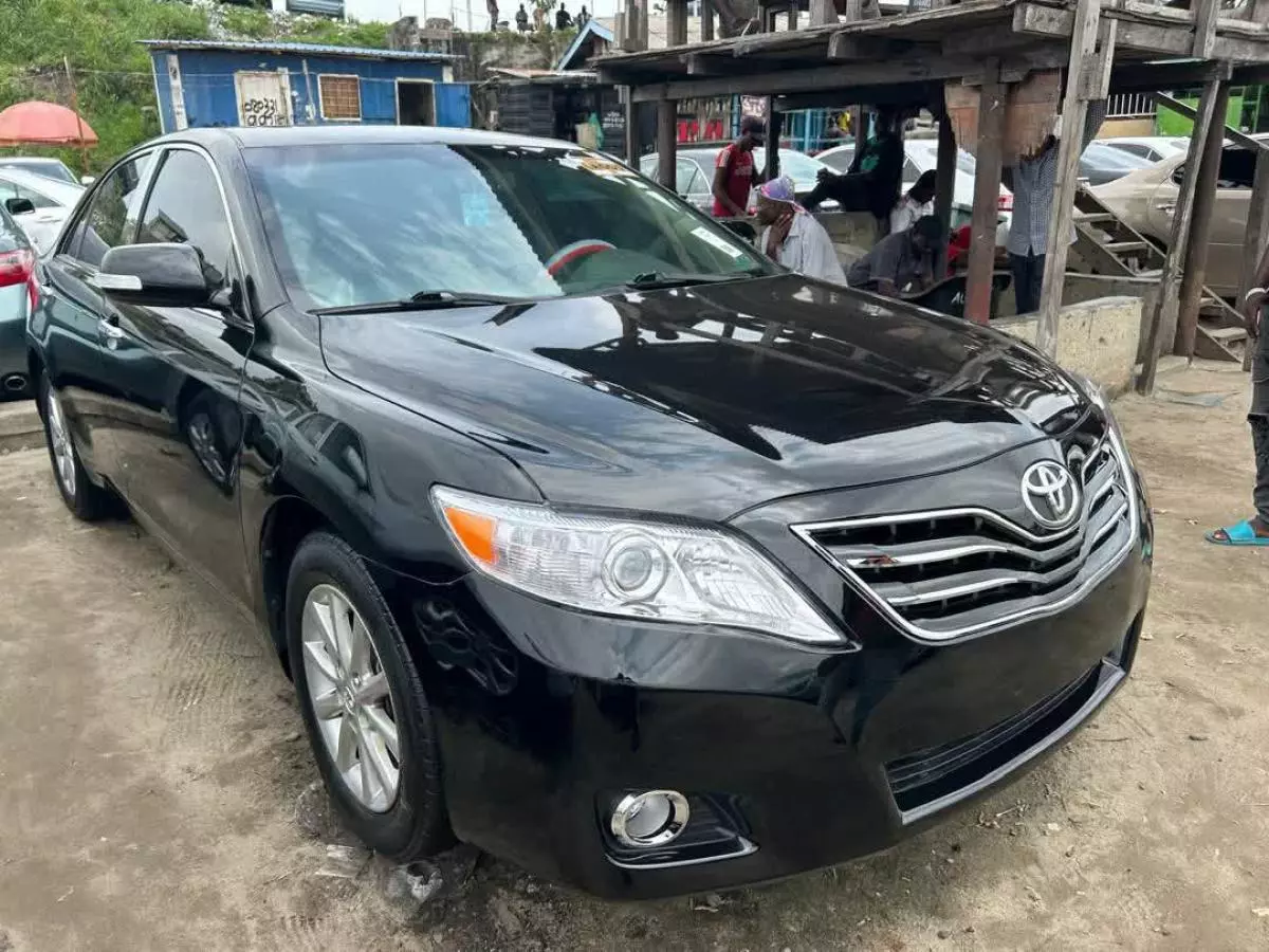 Toyota Camry   - 2007