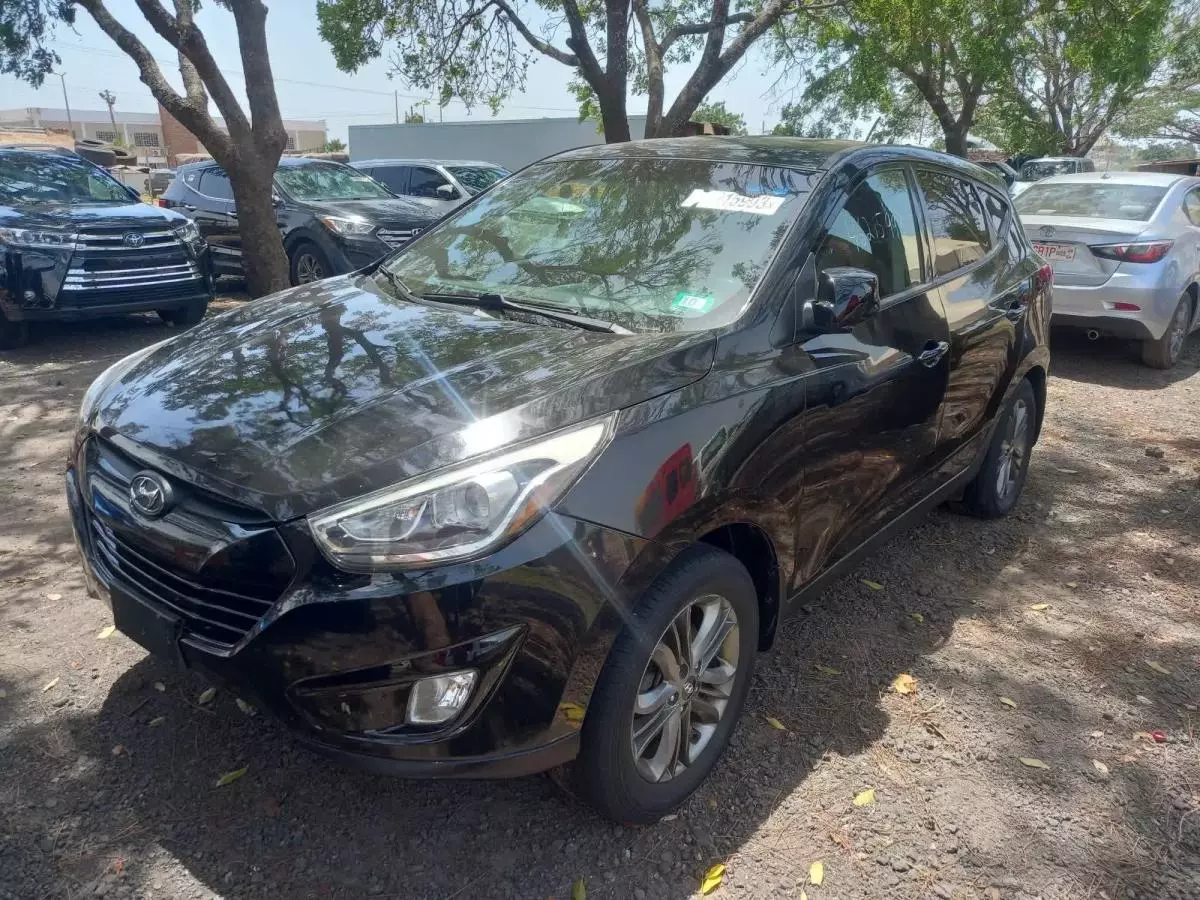 Hyundai Tucson   - 2015