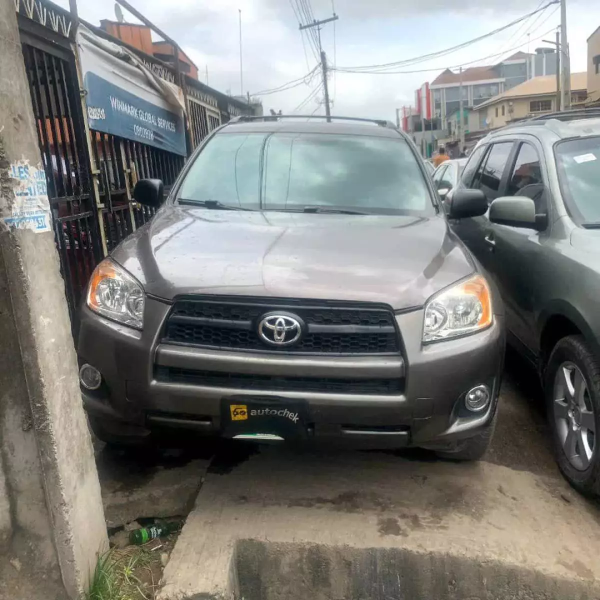 Toyota RAV 4   - 2010