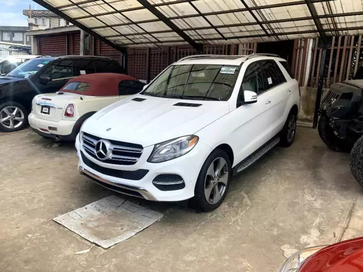 Mercedes-Benz GLE 350   - 2016