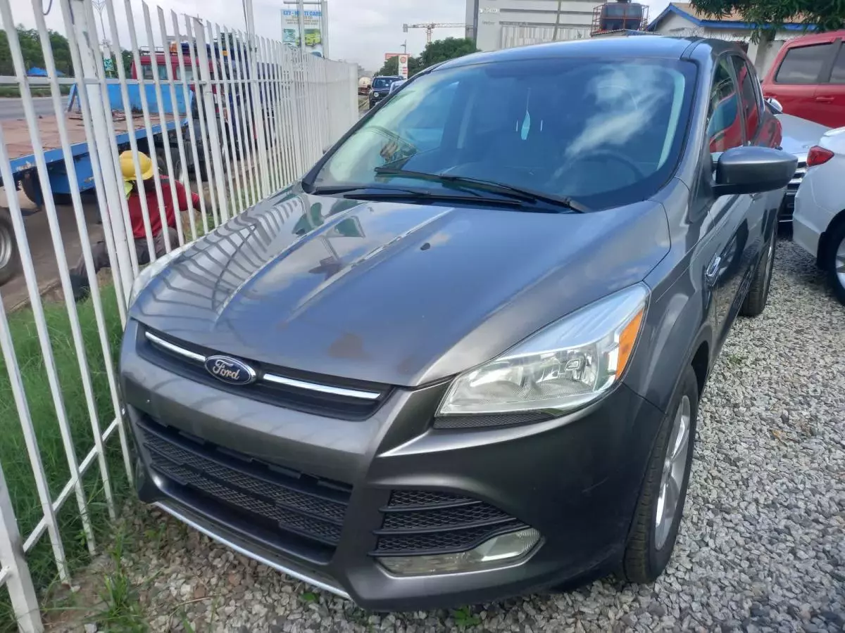 Ford Escape   - 2014