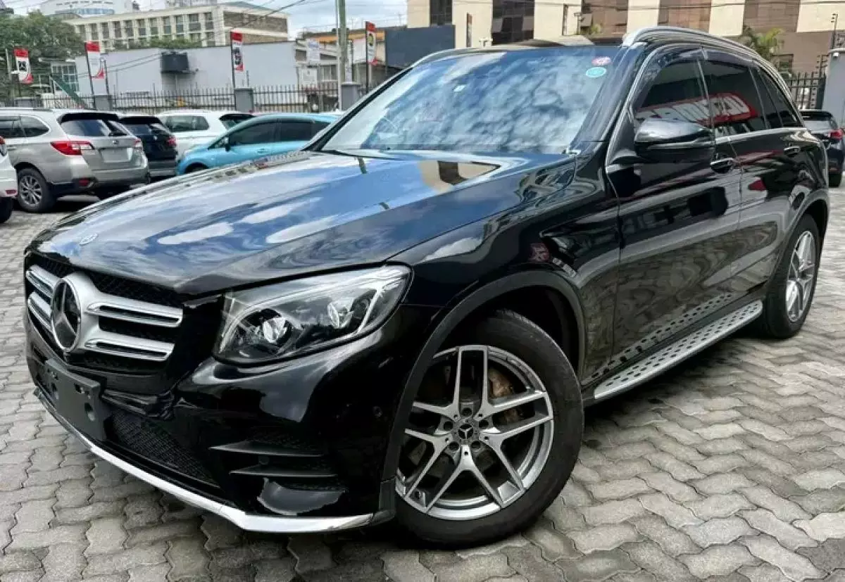 Mercedes-Benz GLC 250   - 2017