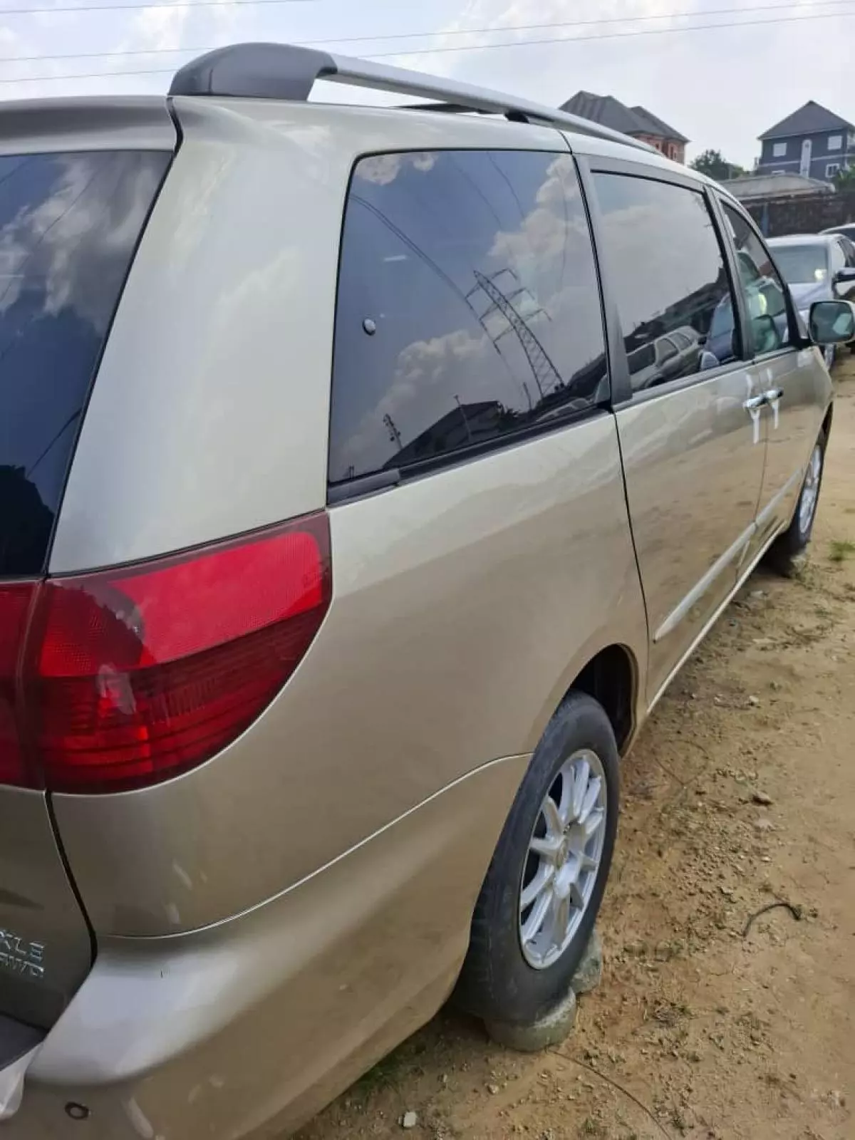 Toyota Sienna   - 2005