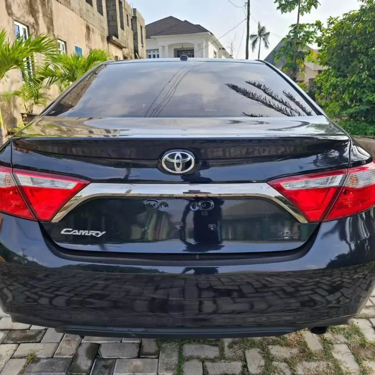 Toyota Camry   - 2014