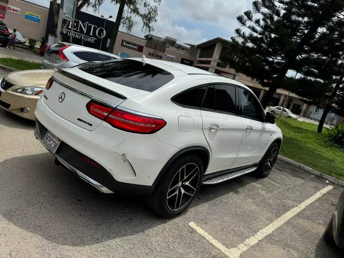 Mercedes-Benz GLE 43 AMG   - 2016