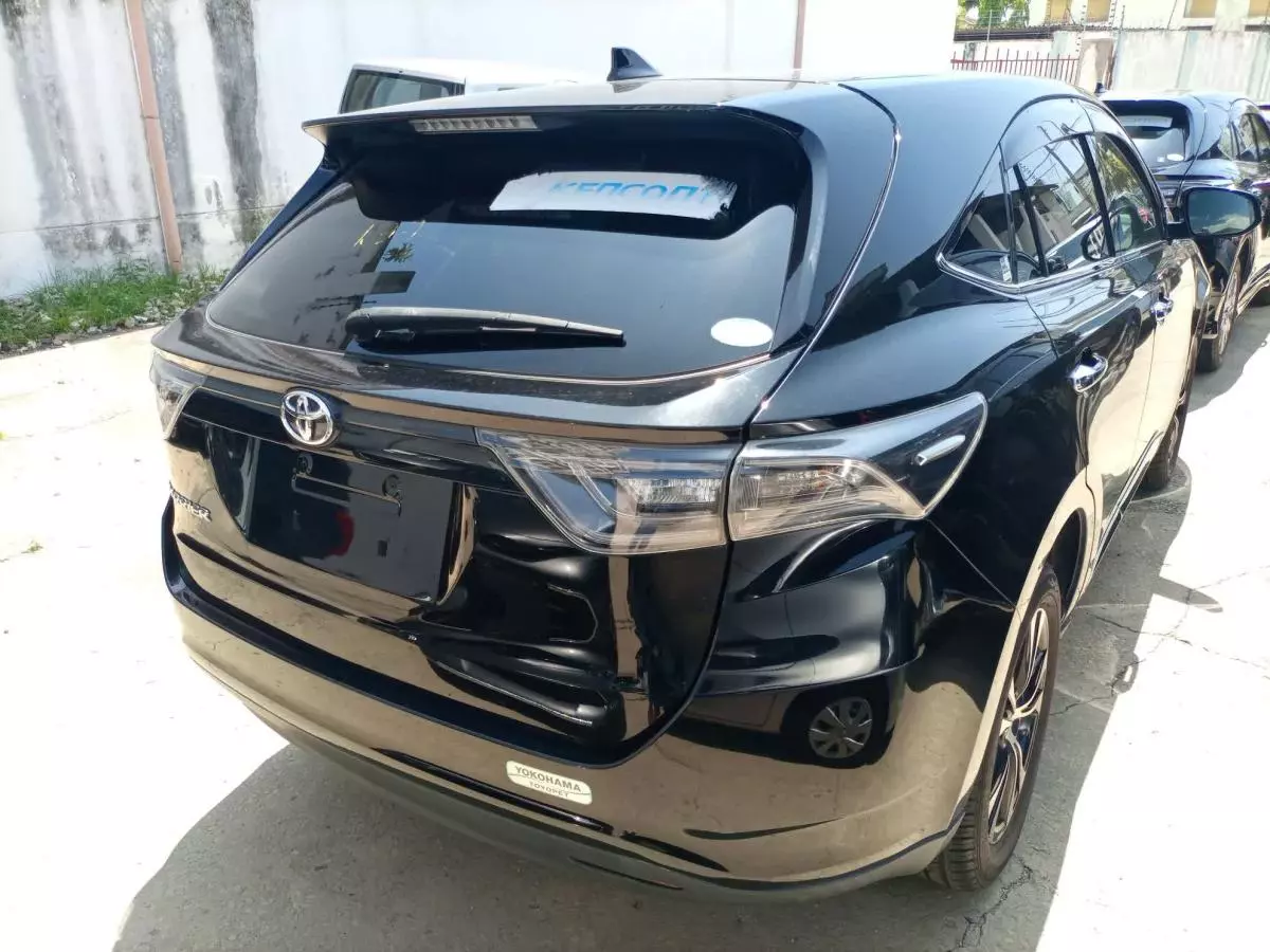 Toyota Harrier - 2015