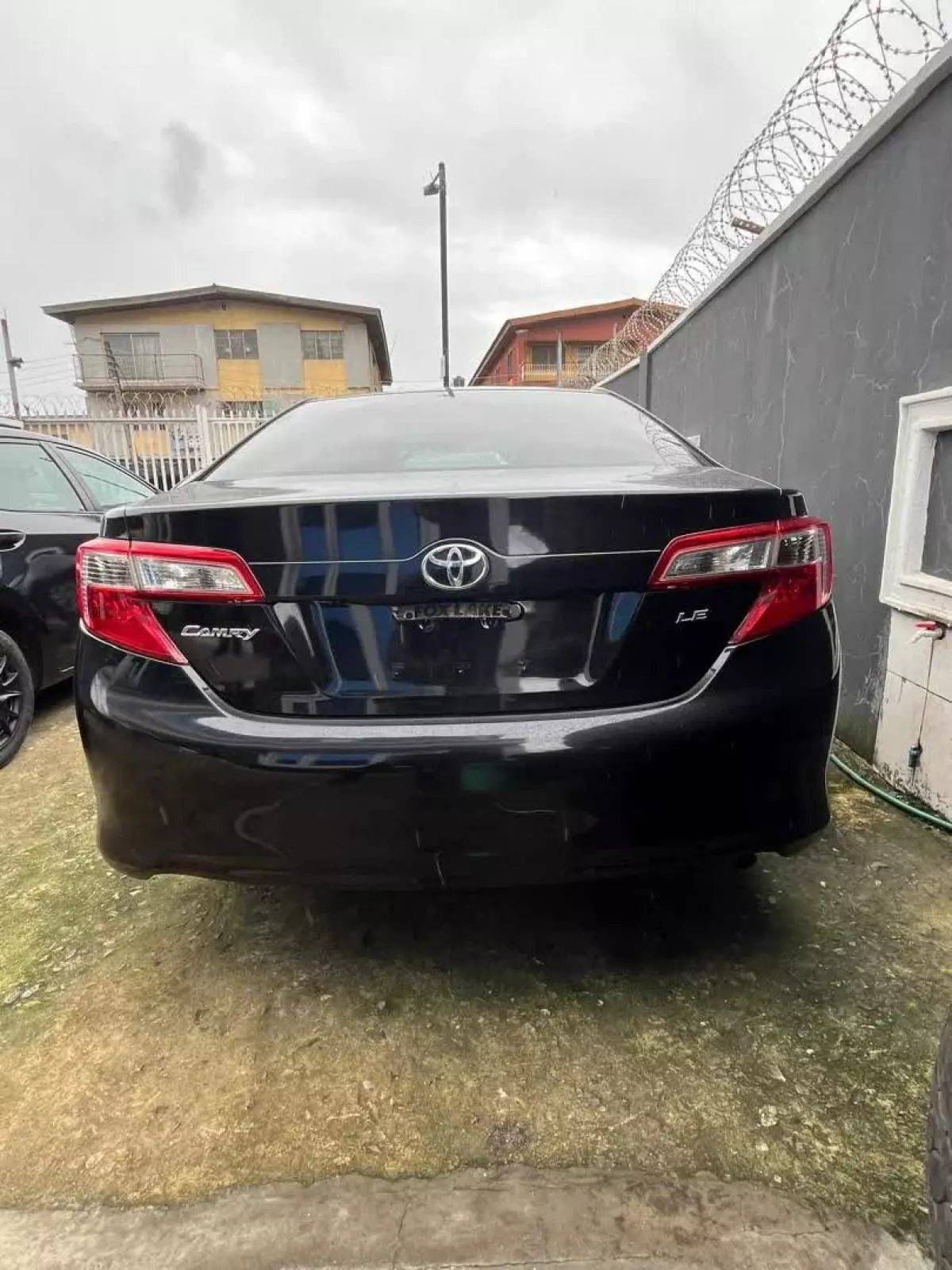 Toyota Camry   - 2014