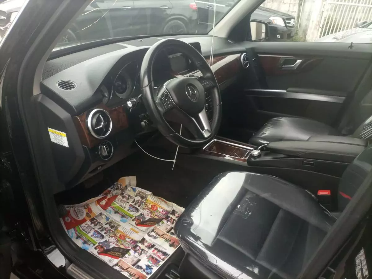 Mercedes-Benz GLK 350   - 2014